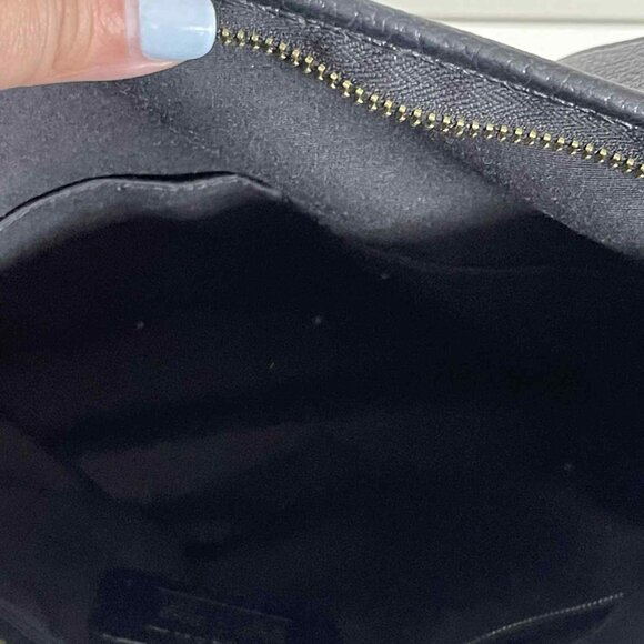 COACH VAL DUFFLE WOMEN'S SIGNATURE CANVAS/PEBBLE LEATHER CROSSBODY BAG NWOT - Picture 11 of 14